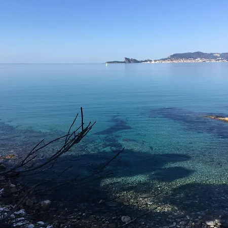 Entre Village Et Plages. Apartament
